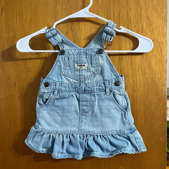 VTG OshKosh B’gosh Girl’s Light Wash Ruffled Denim Overall Jumper Dress 18Months - Picture 1 of 9